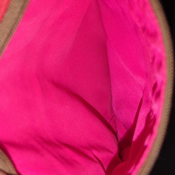 Dooney & Bourke red nylon crossbody - Picture 6 of 10